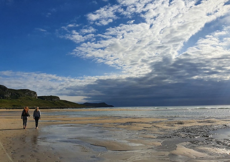 Beach-Walk-Islay