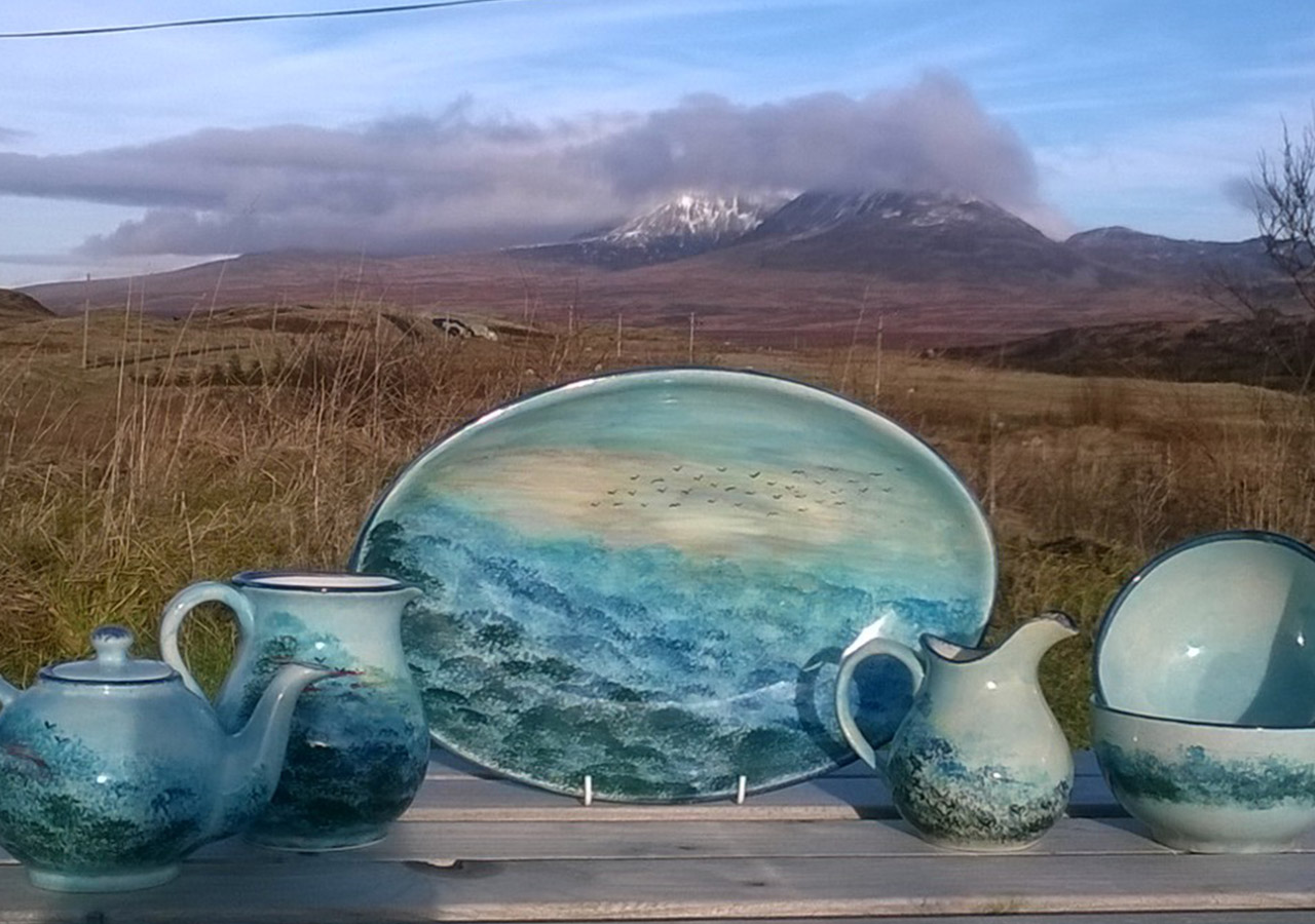 Visit our Islay Pottery and get Creative Homepage Persabus