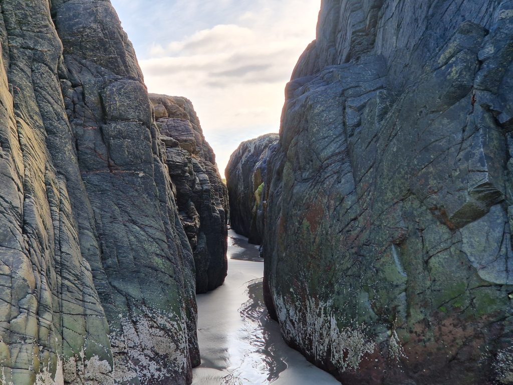 A gulley between steep rocks